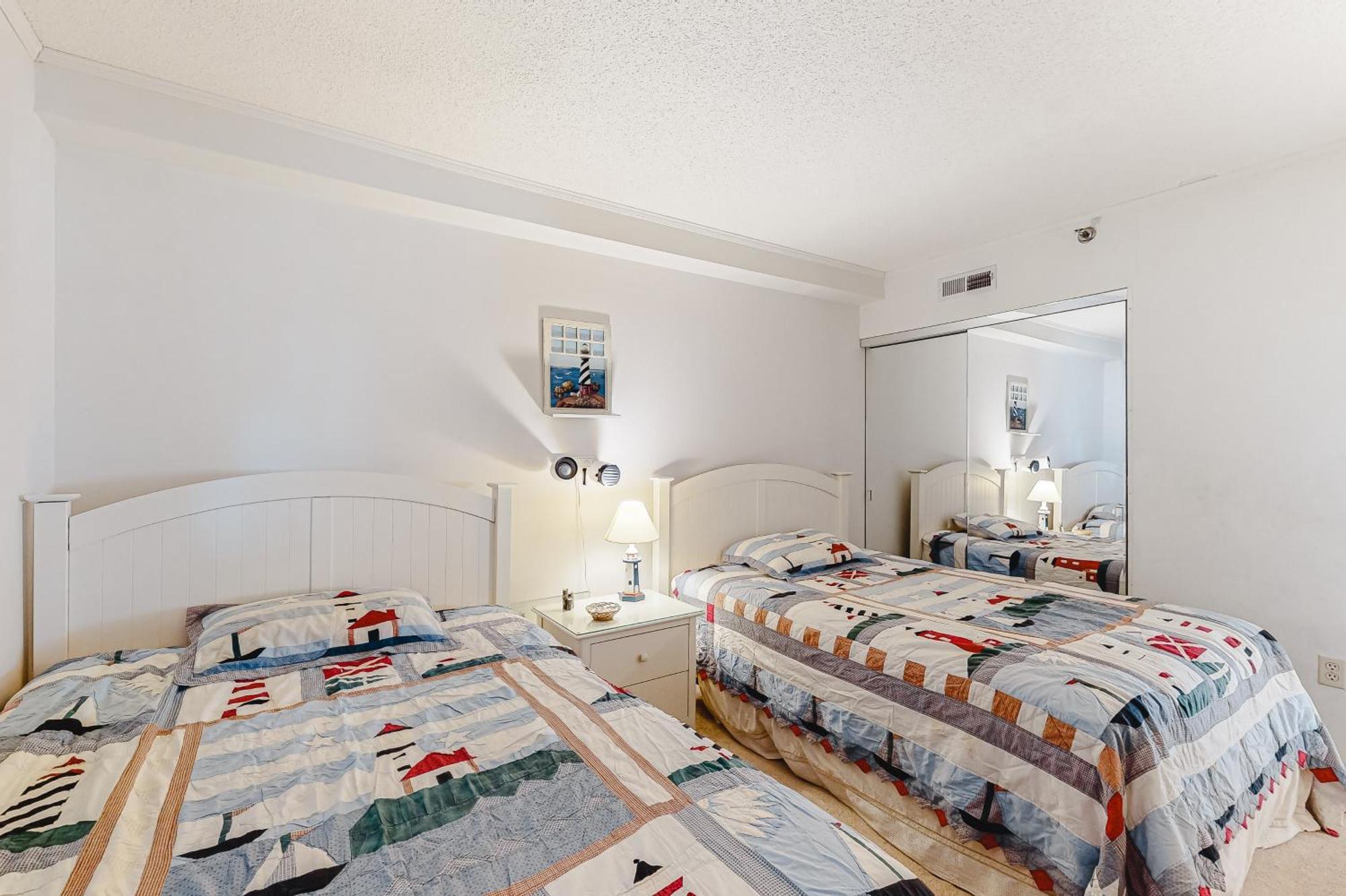 Plaza II Hotel Оушън Сити Стая снимка